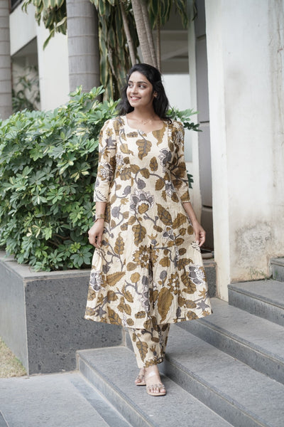 Golden Meadow Kurta Set