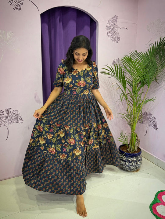 Red Floral Tiered V-Neck Maxi Dress