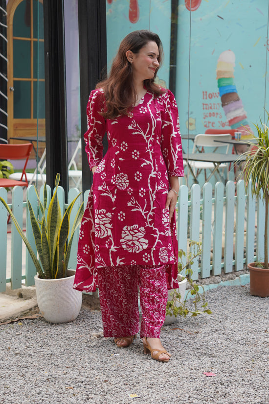 Petal Neck Floral Kurta Set