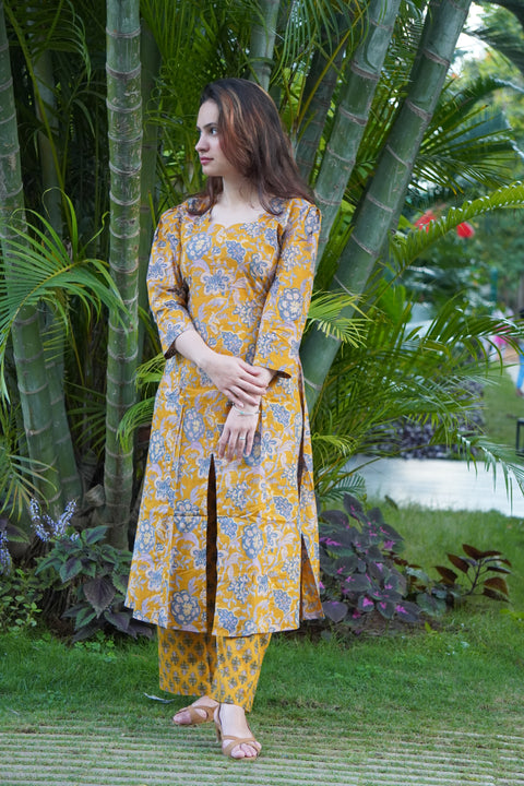 Golden Flora Slit Kurta Set