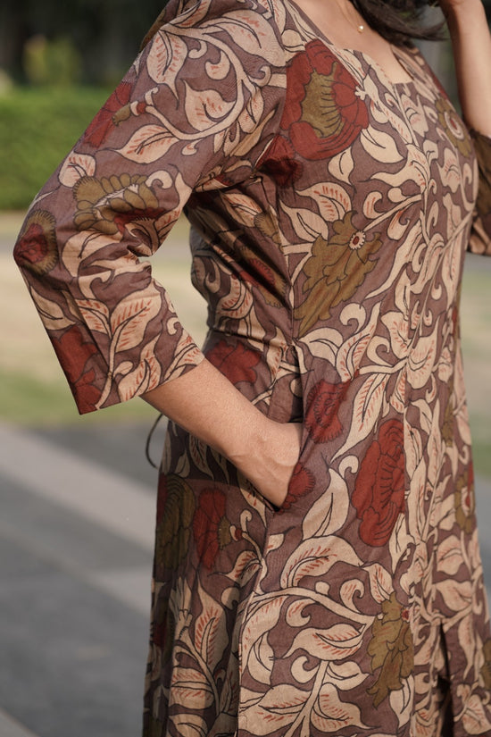 Vintage Floral Printed Kurta